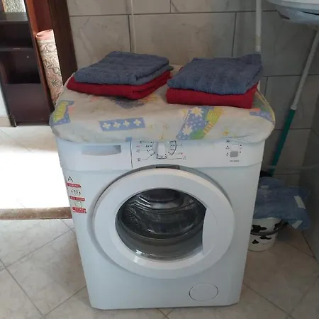 Romy For 2-4 People With Jacuzzi Motovun